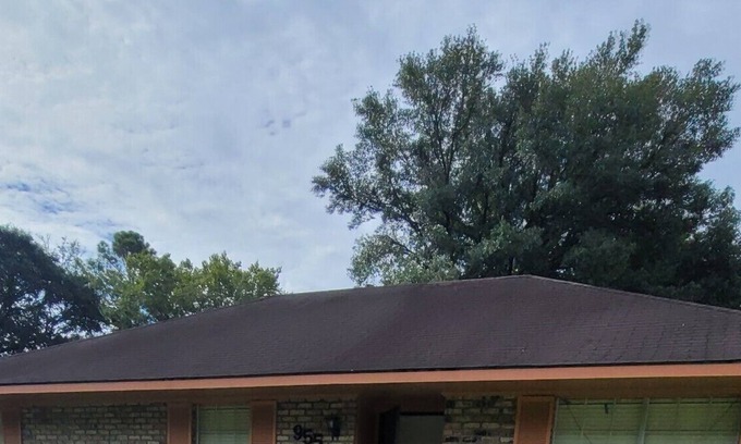 Park Forest - LA North Casa | 3BR/2BA House in quiet neighborhood