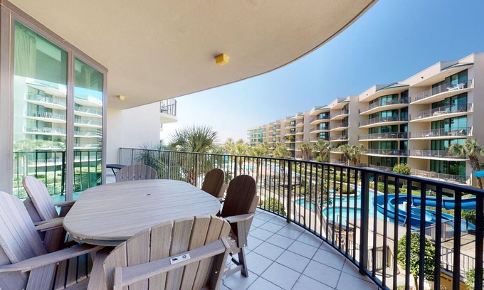 Orange Beach Condominio | 3br/3ba w/ Lazy River & Slide Sleeps 8