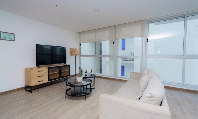 Marbella Apartamento | 3BRApt Oceanview parking/balcony