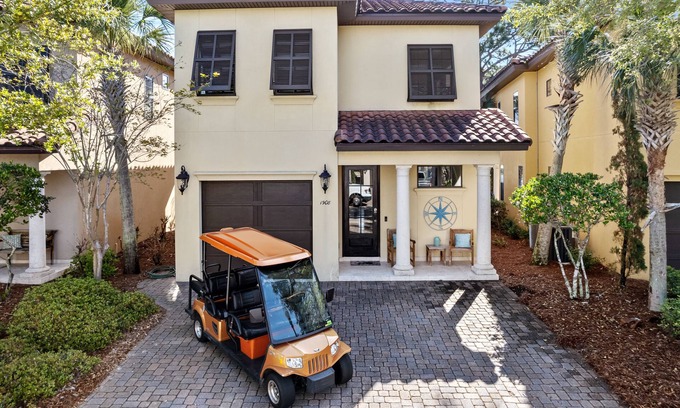 Villa Lago Casa | 3BR Beach Villa w/6-Seat GOLF CART! Near Pool & Baytowne. Covered Patio. Tram