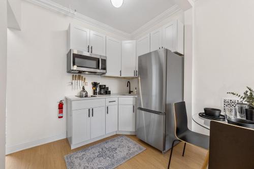 Harlem Apartamento | 3BR Harlem Stay with Washer with Dryer