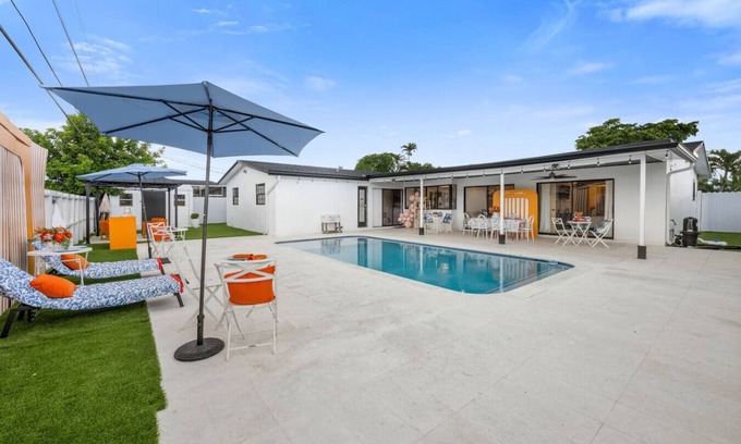 Miramar Casa | 3BR Home w/Pool - 10 Mins from Hard Rock Stadium!