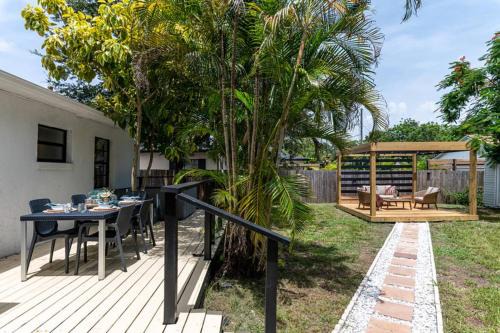 Ballast Point Casa | 3br Hot Tub Retreat Steps From Bayshore Path!