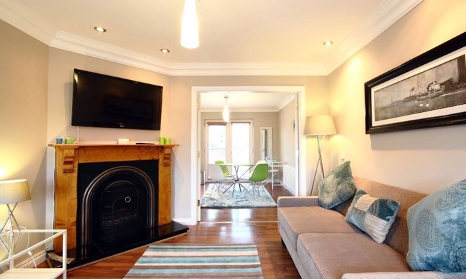 Dungannon Apartamento | Unidad-Baño Privado-3 Storey House - 3 Rooms