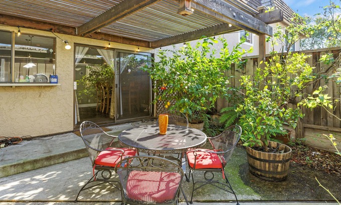 South San Jose Condominio | 3BR Nice Backyard Near San Jose Downtown & Airport