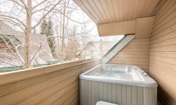 Whistler Cay Estates Casa | 3BR Village Townhouse w/ Pvt Hot Tub & Parking