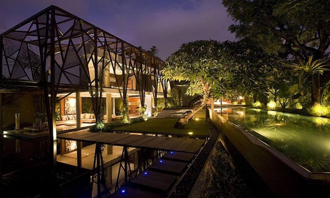 Central Seminyak Villa | 3BR con piscina privada Ziva a Residence