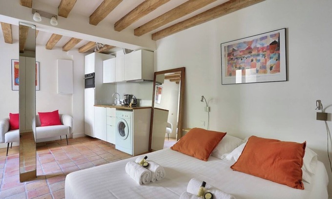 Sorbonne Apartamento | 3min Notre Dame of Paris | Studio
