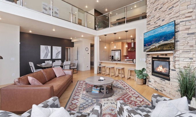 Brian Head Casa | Luxurious Brian Head loft w/ spa, sauna & views!