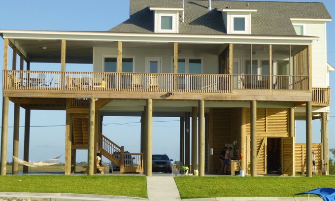 Sportsman Road Casa | 4/3 Bay Designer-2 Masters Porches cubiertos enormes, el MEJOR Sunset Pier, luz de pesca