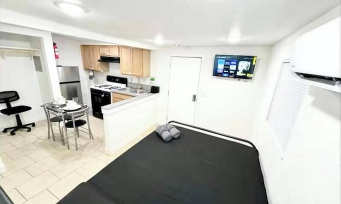 Sunrise Manor Apartamento | 4. 6.9Mi To E.D.C 11Mi To strip 7.1Mi To Fremont