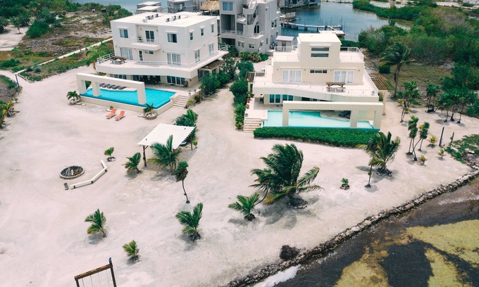San Pedro Villa | 4 BDRM Private Villa w/ pool