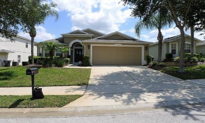 Highlands Reserve Casa | 4 Bed 3 Bath Home with South-Facing Heated Pool & Spa in Quiet Gated Community