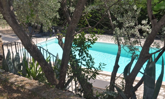 Seillans Villa | 4 habitaciones, 4 baños, ladera provenzal, villa nr, pueblo medieval, piscina climatizada, aire acondicionado