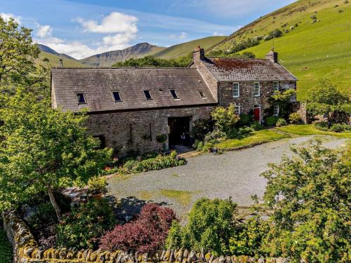 Brecon Casa | 4 Bed in Cantref BN107
