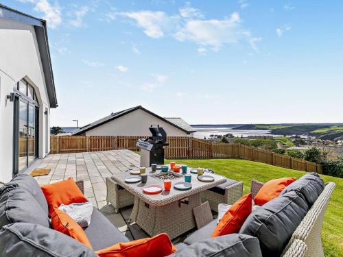 Polruan Casa | 4 Bed in Polruan 91931