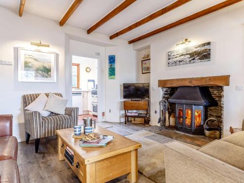 Polruan Casa | 4 Bed in Polruan PC060