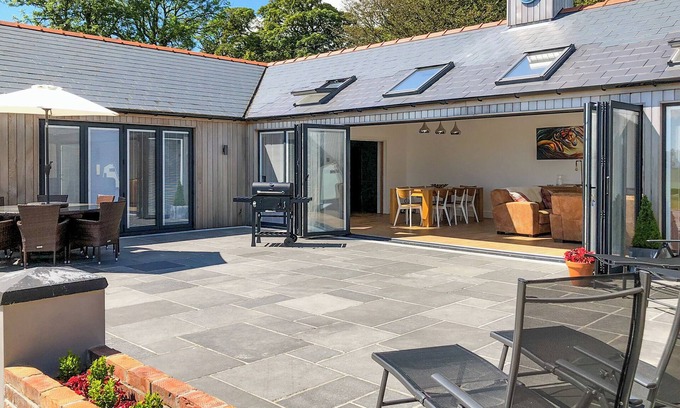 Haverfordwest Cabaña | Alojamiento de 4 habitaciones en Wiston, near Haverfordwest