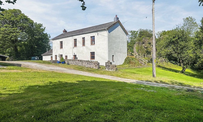 Llangain Cabaña | Alojamiento de 4 habitaciones en Carmarthen