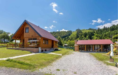 Mrkopalj Casa | 4 Bedroom Awesome Home In Sunger