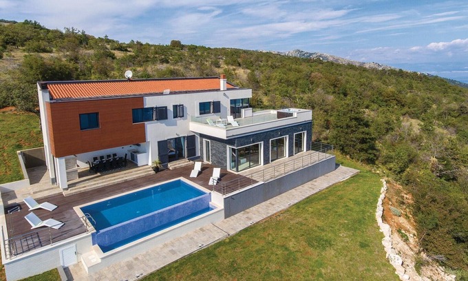 Ripenda Kosi Casa | Hermosa casa de 4 dormitorios en Labin