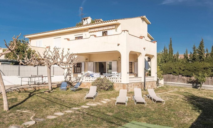 El Roc de Sant Gaieta Casa | Acogedora vivienda de 4 dormitorios en.
