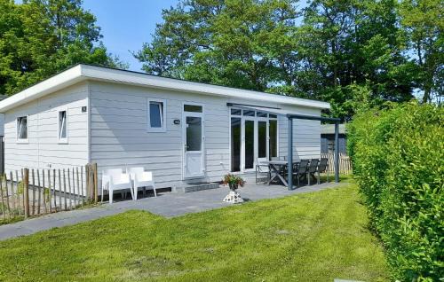 Heinkenszand Casa | 4 Bedroom Cozy Home In Heinkenszand