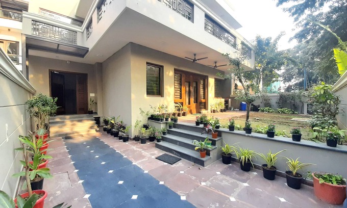 Gurugram Casa | 4 Bedroom Duplex Villa Opp to Galleria Market, DLF Phase 4