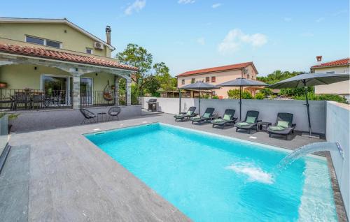 Pula Casa | 4 Bedroom Gorgeous Home In Pula
