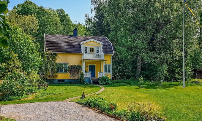 Motala Casa | Preciosa casa en Motala con cocina