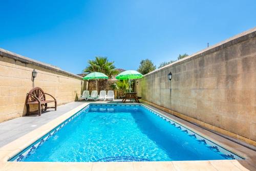 Gharb Casa | 4 Bedroom Holiday Home with Private Pool