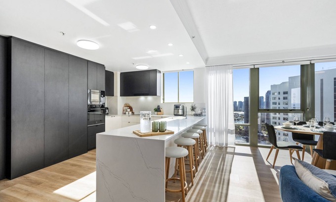 Surfers Paradise Apartamento | 4 Bedroom Ocean View Unit at Sun City - Q Stay