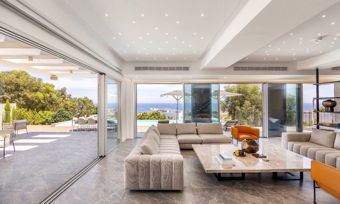 Protaras Villa | 4 bedroom prestige luxury villa