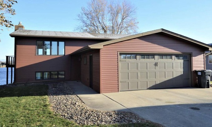 Aberdeen Casa | 4 bedroom Richmond lake house getaway