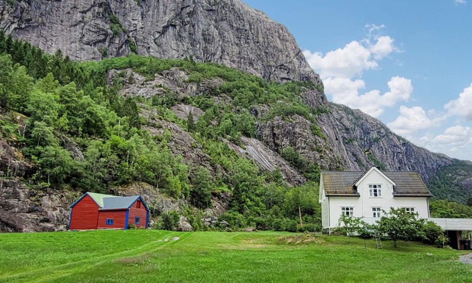 Fjæra Casa | Impresionante casa de 4 dormitorios en.