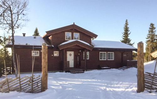 Sjusjoen Casa | 4 Bedroom Stunning Home In Sjusjøen