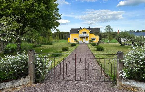 Granna Casa | 4 Bedroom Stunning Home In Gränna