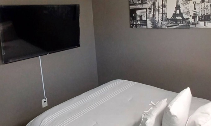 Northeast Raleigh Casa | "4 Bedroom, Suburban Serenity Stay" 10 min from Downtown Raleigh