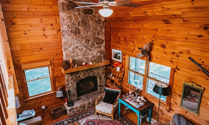 Old Fields Casa | 4-bedroom Vacation Cabin on 50 Private Acres