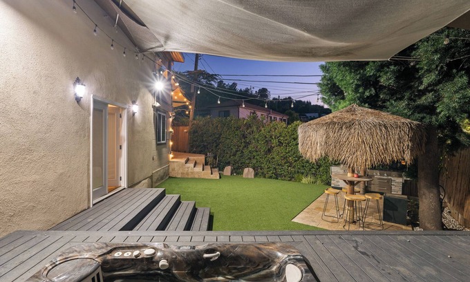 Studio City Villa | 4-bedroom villa in enchanting Los Angeles Jacuzzi