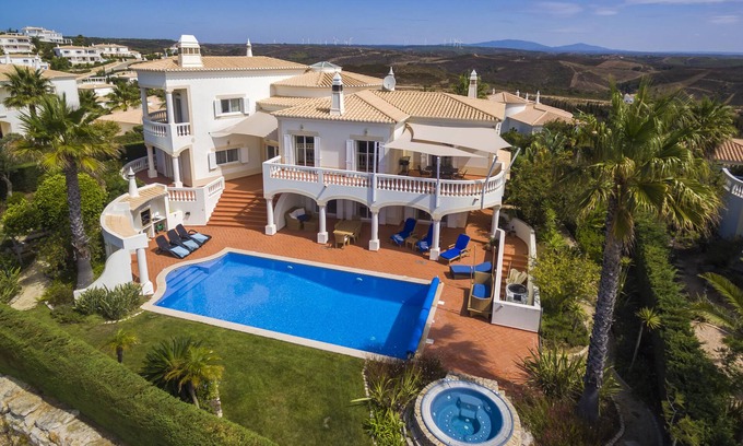 Figueira Villa | 4 bedroom Villa with spectacular views, pool, jacuzzi, sauna, golf, tennis...