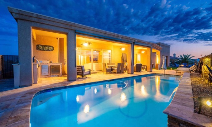 Lake Havasu City Casa | 4 Bedrooms 3 Bath Pool BBQ Bar Lake View