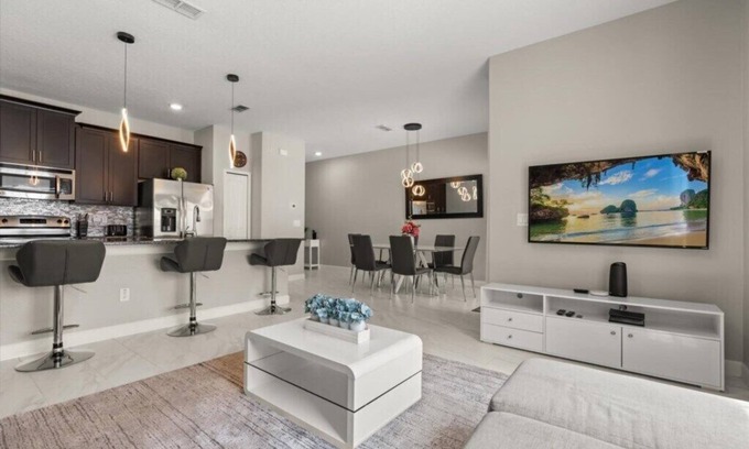 Kissimmee Casa | 4 Bedrooms/ 3 Bathrooms/ Storey Lake (4792CT)