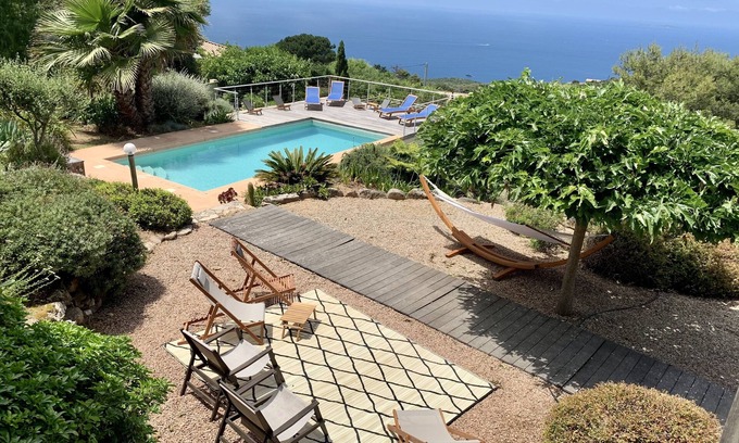 Coti-Chiavari Casa | 4 bedrooms, swimming pool, garden, sea view, quiet