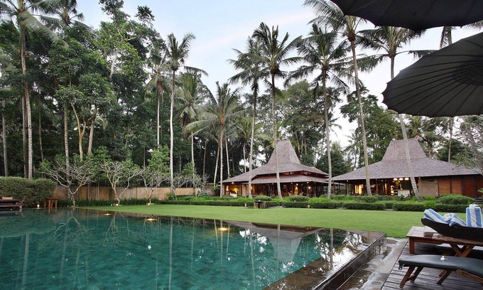 Lodtunduh Villa | 4 habitaciones con cancha de tenis, ubud
