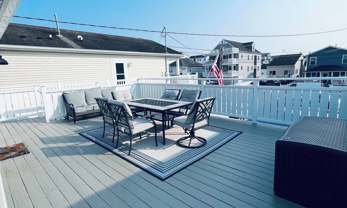 North Wildwood Casa | 4 BR, 2.5 bath single family home in North Wildwood