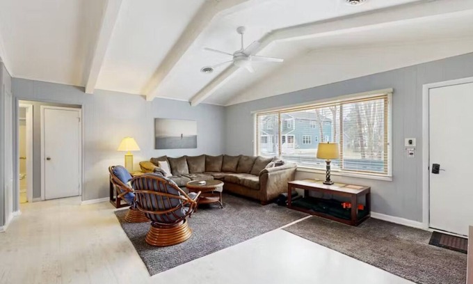 Bethany Beach Casa | 4 dormitorios en tranquilo Cul-de-Sac cerca de la playa 696 Collins Ct. Bethany Beach