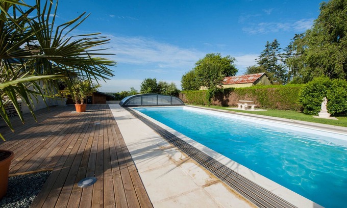 Neant-sur-Yvel Casa | 4 casas rurales de personajes