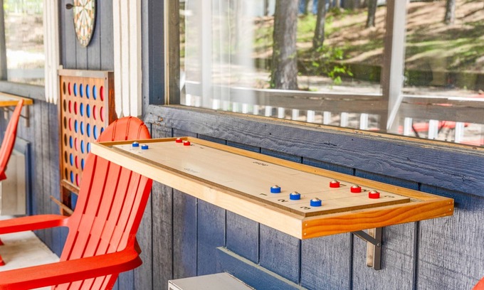 Branson West Condominio | 4 Condos under one roof! Resort pool/hot tub!