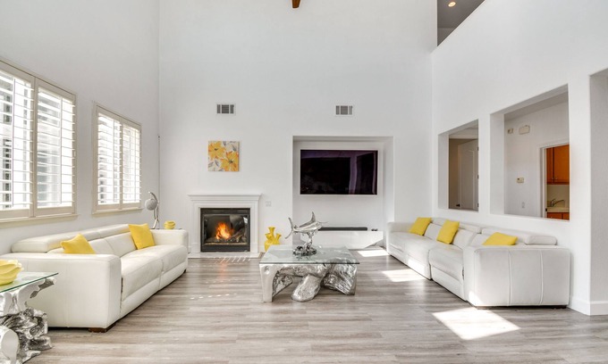 Merced Casa | Spacious Merced Home ~ 4 Mi to Downtown!